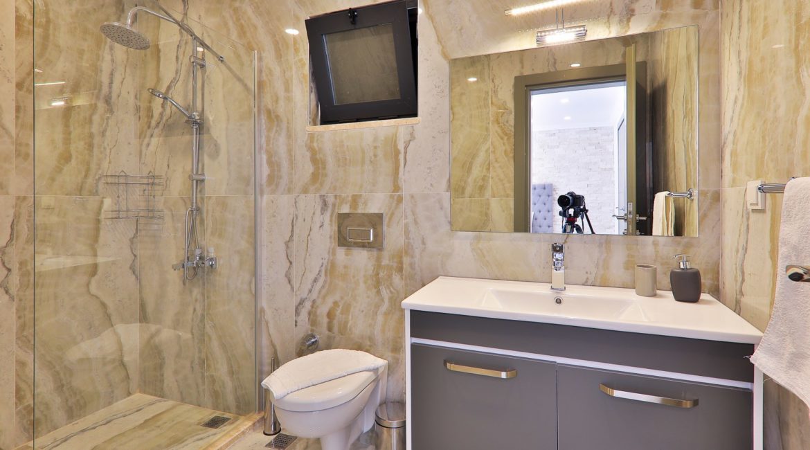 Modern bathroom at Villa Allure