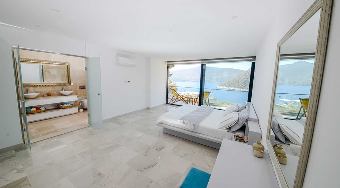 Villa Ozma double bedroom with sea views