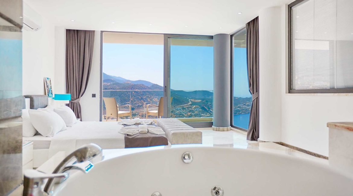 Villa Aurora double with Jacuzzi bath