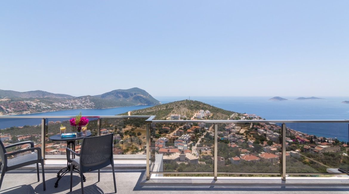 Villa Elegance stunning sea views