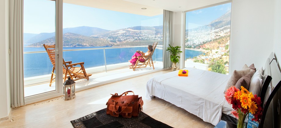 Villa Lumineux bedroom with amazing sea views