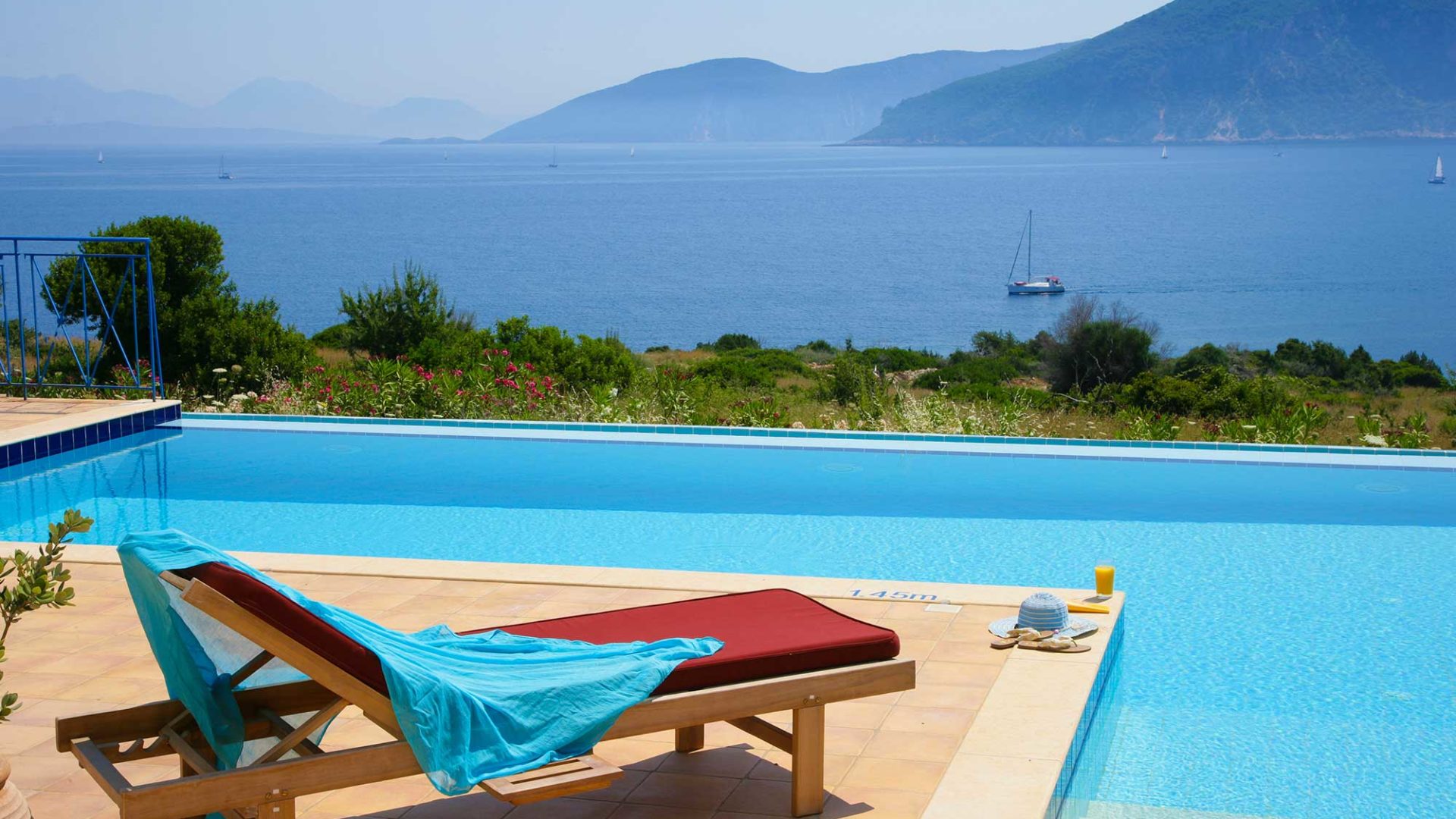 Villa Dolicha pool and sea views