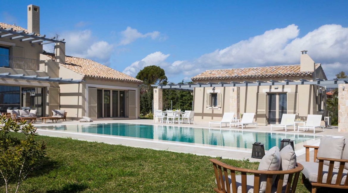 Villa Philoxenia pool and lawn