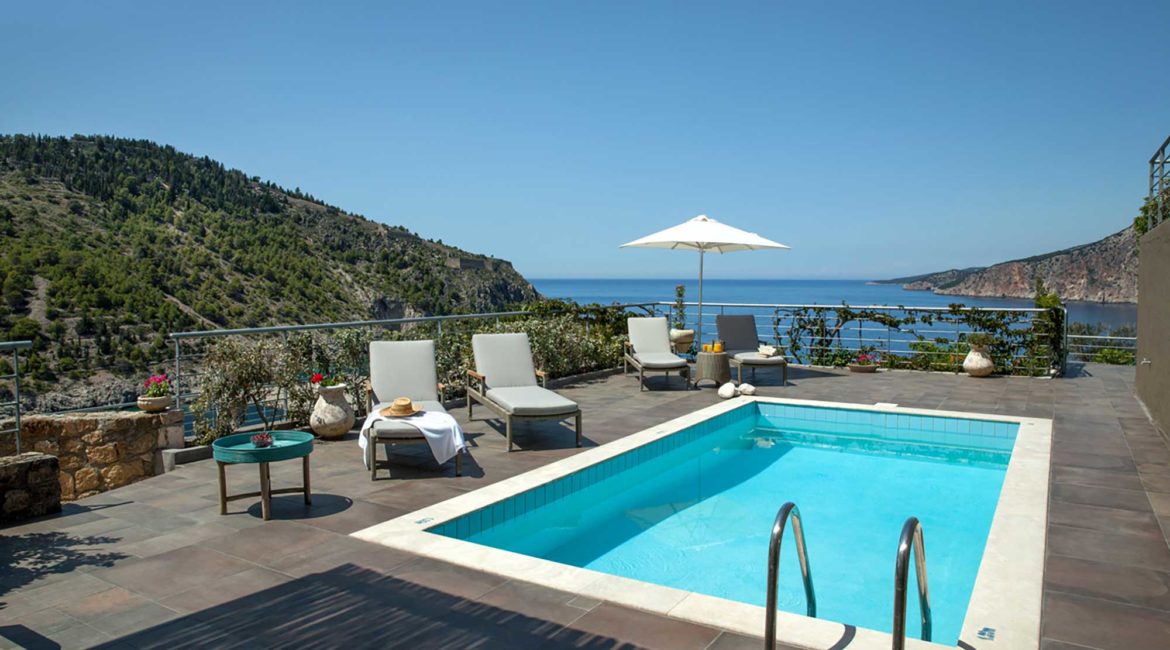 Villa Glaroni Braunis Horio  pool and sea views