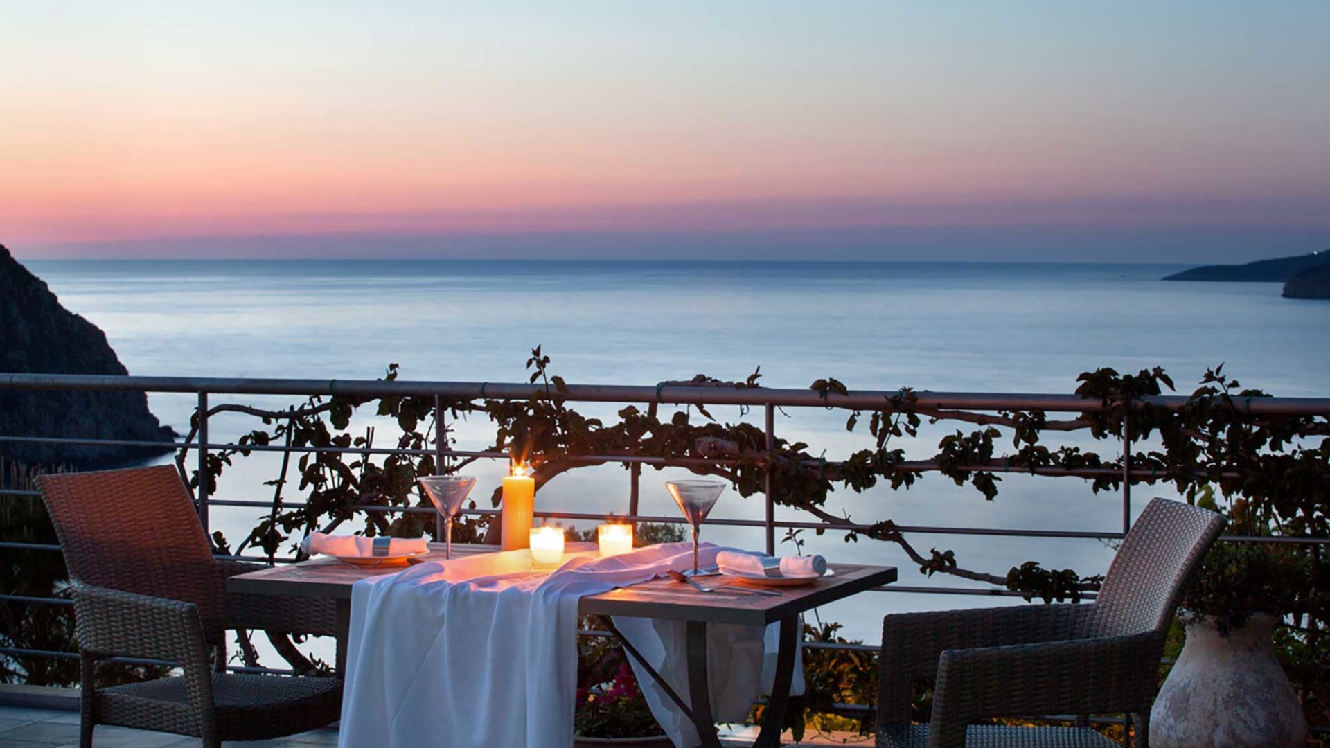 Villa Glaroni Braunis Horio sunset from the terrace