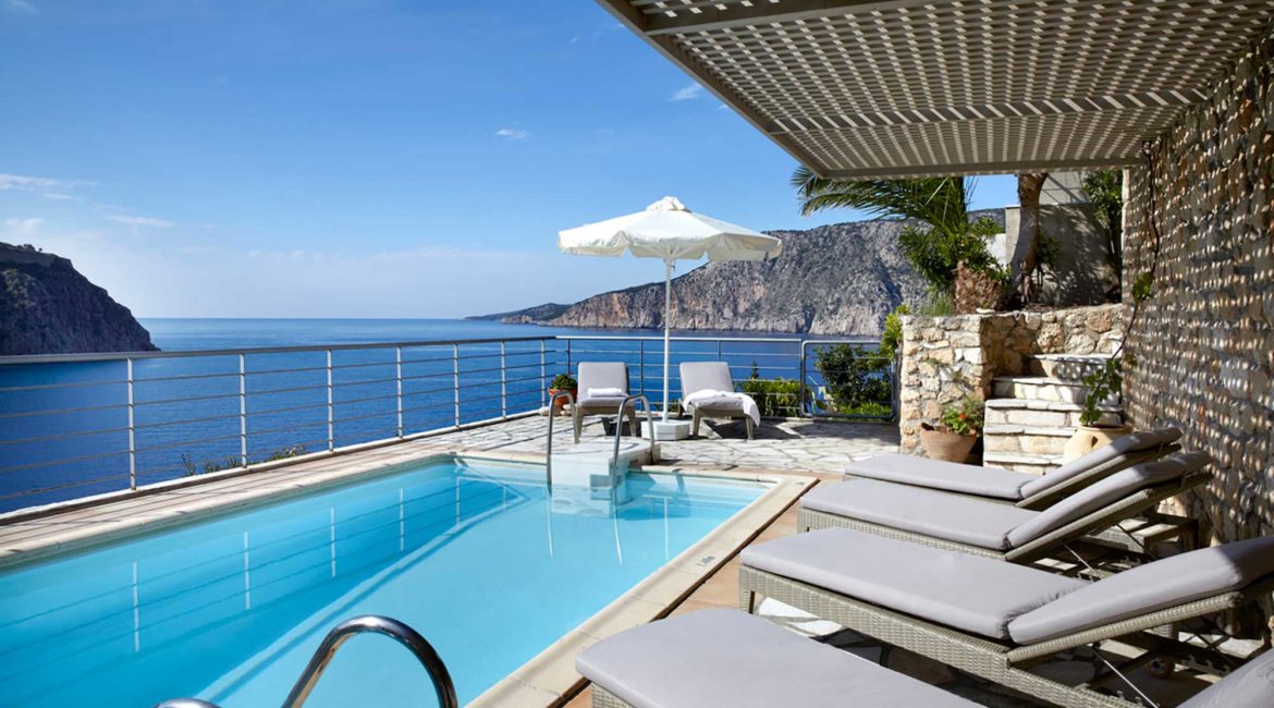 Villa Maistralli Braunis Horio pool and sea views