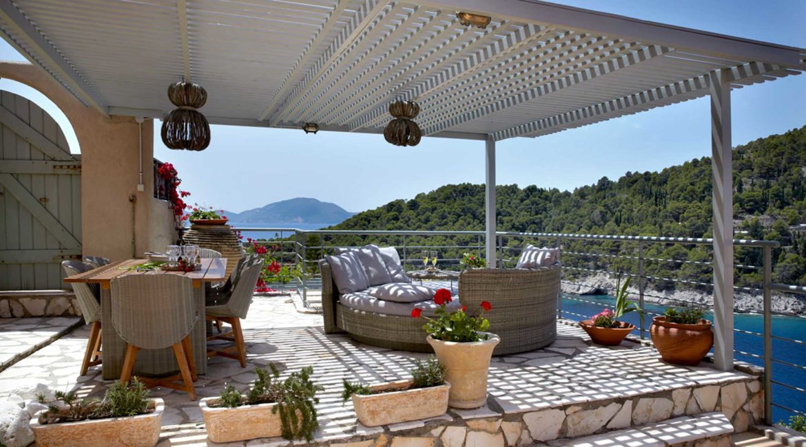 Villa Nikolis Braunis Horio shaded terrace and sea views