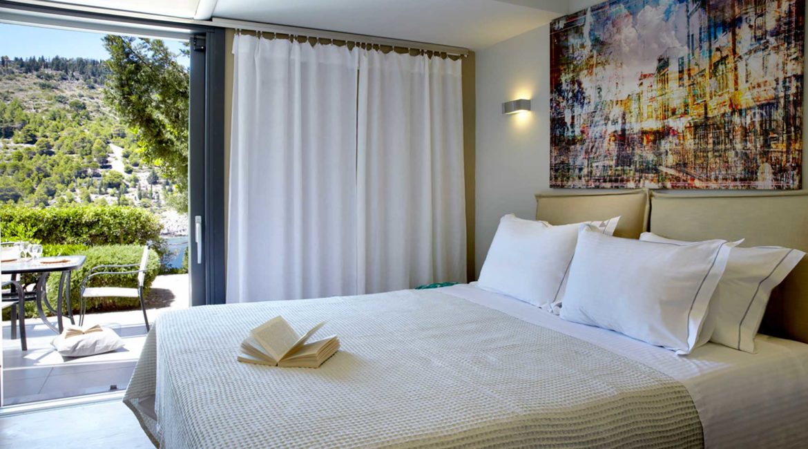 Villa Eco Braunis Horio double bedroom with sea views