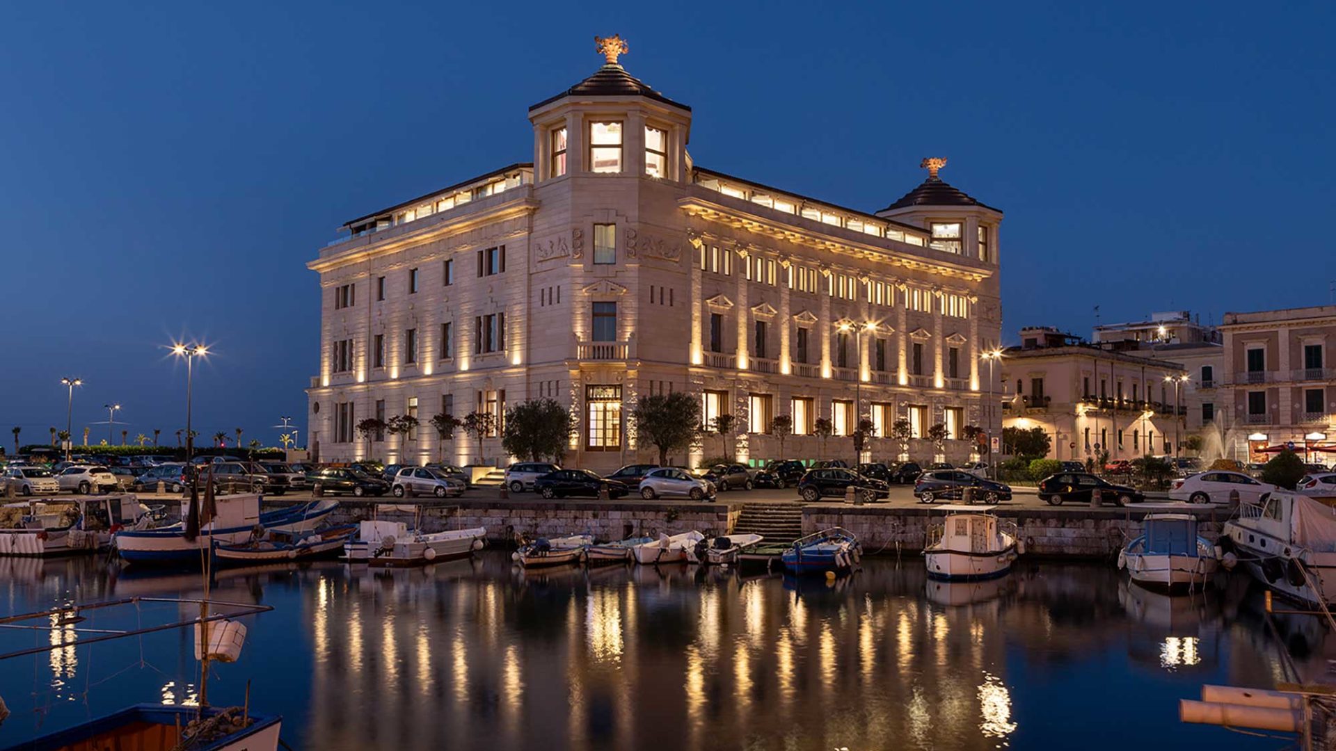 The Ortea Palace at night