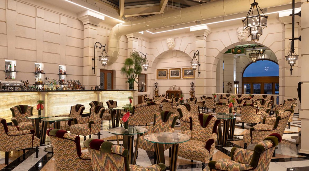 Ortea Palace grand hall Champagnette Bar