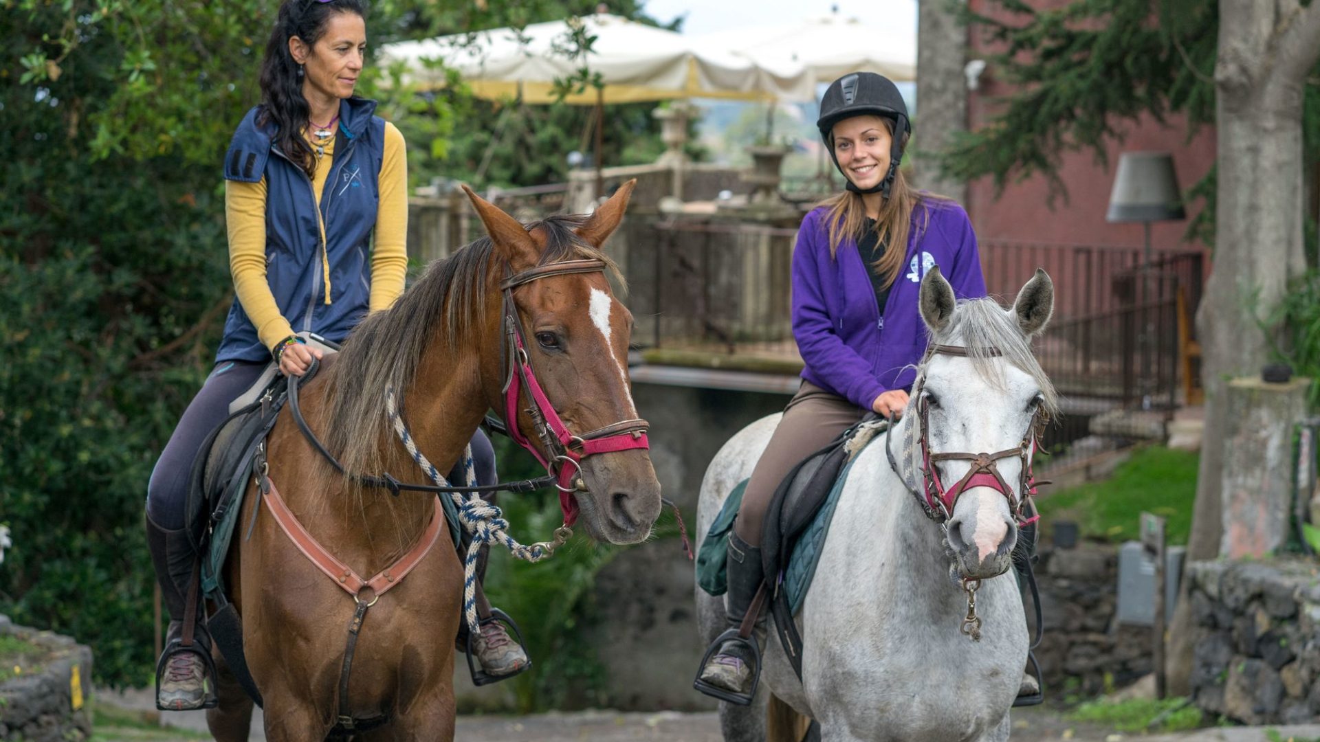 Monaci della terre Nere Horseriding