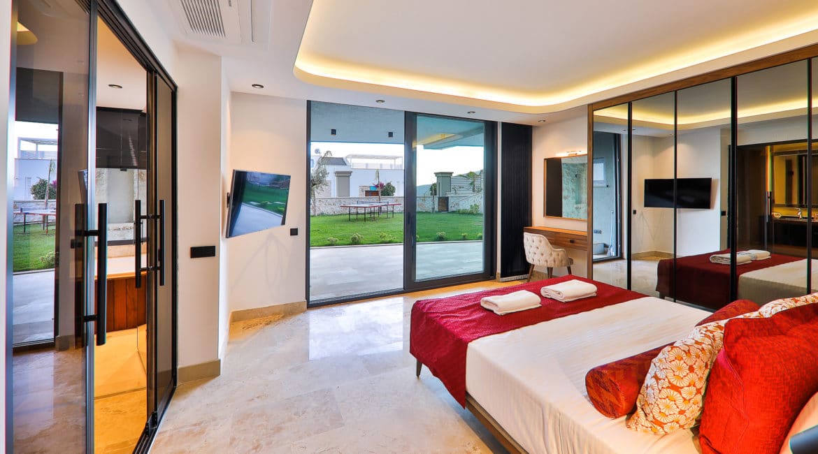 Villa Dreams double bedroom