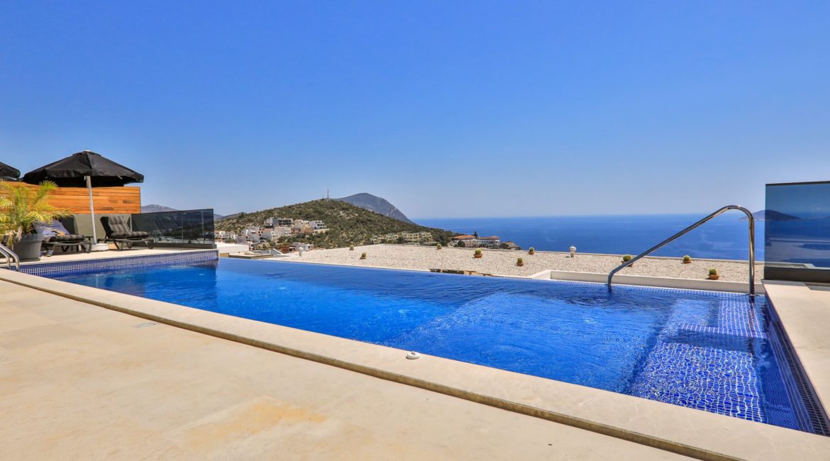 Villa Eos large pool and sea views