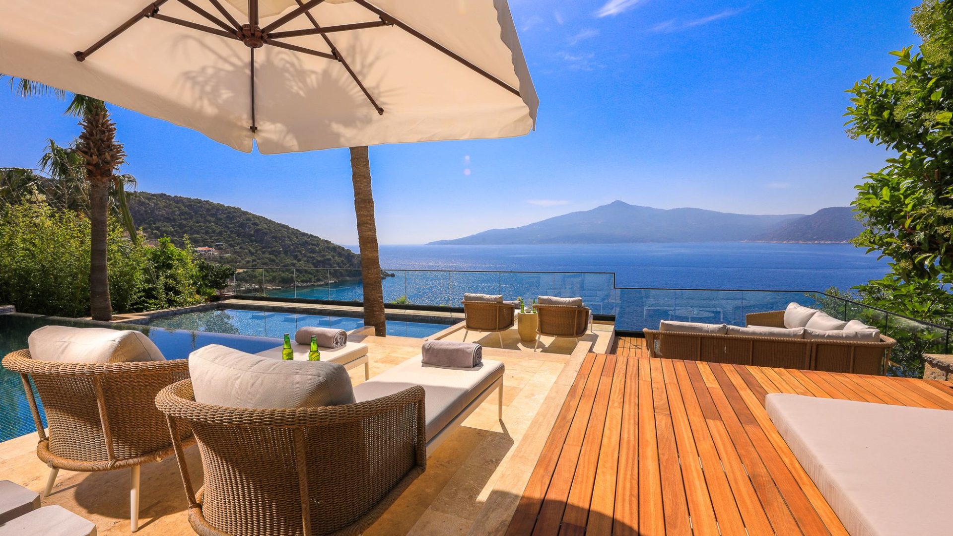 Villa Porto Pool Deck and Mesmerising Sea Views