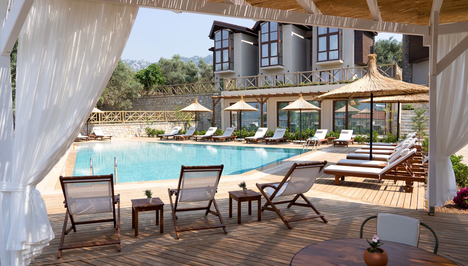 Boho Garden Hotel and Swimming Pool 2