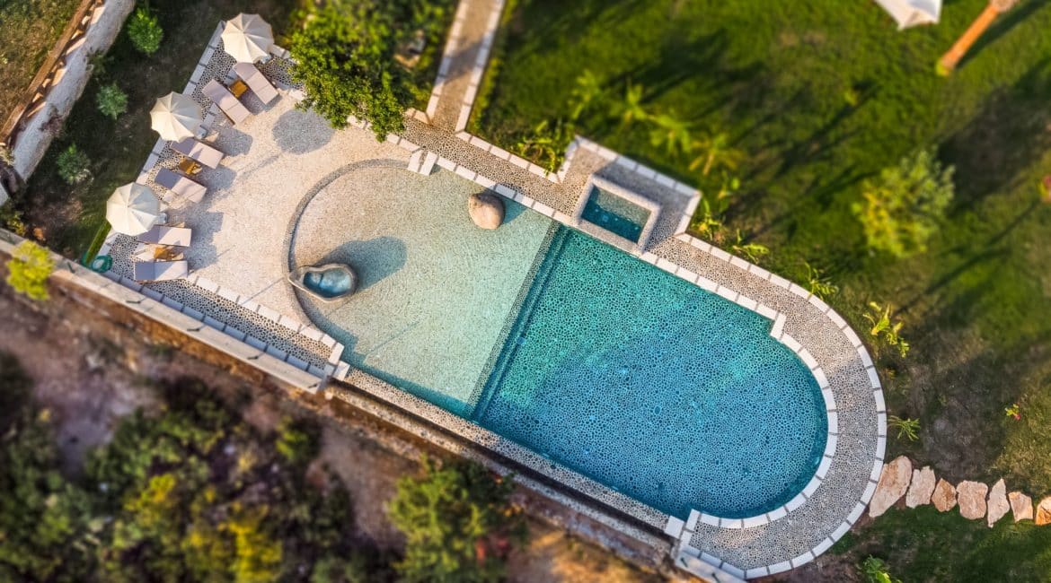 Gokce large infinity pool