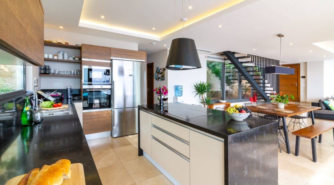 Villa Spectre kitchen and stair case