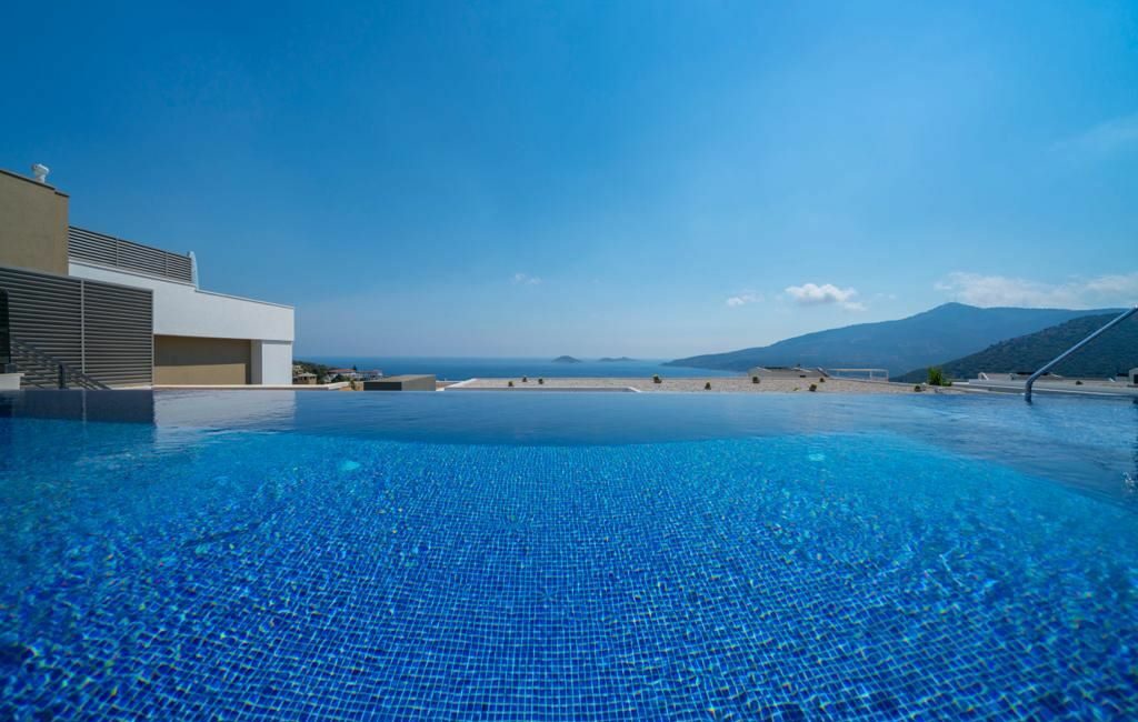 Villa Recep widescreen views from the pool