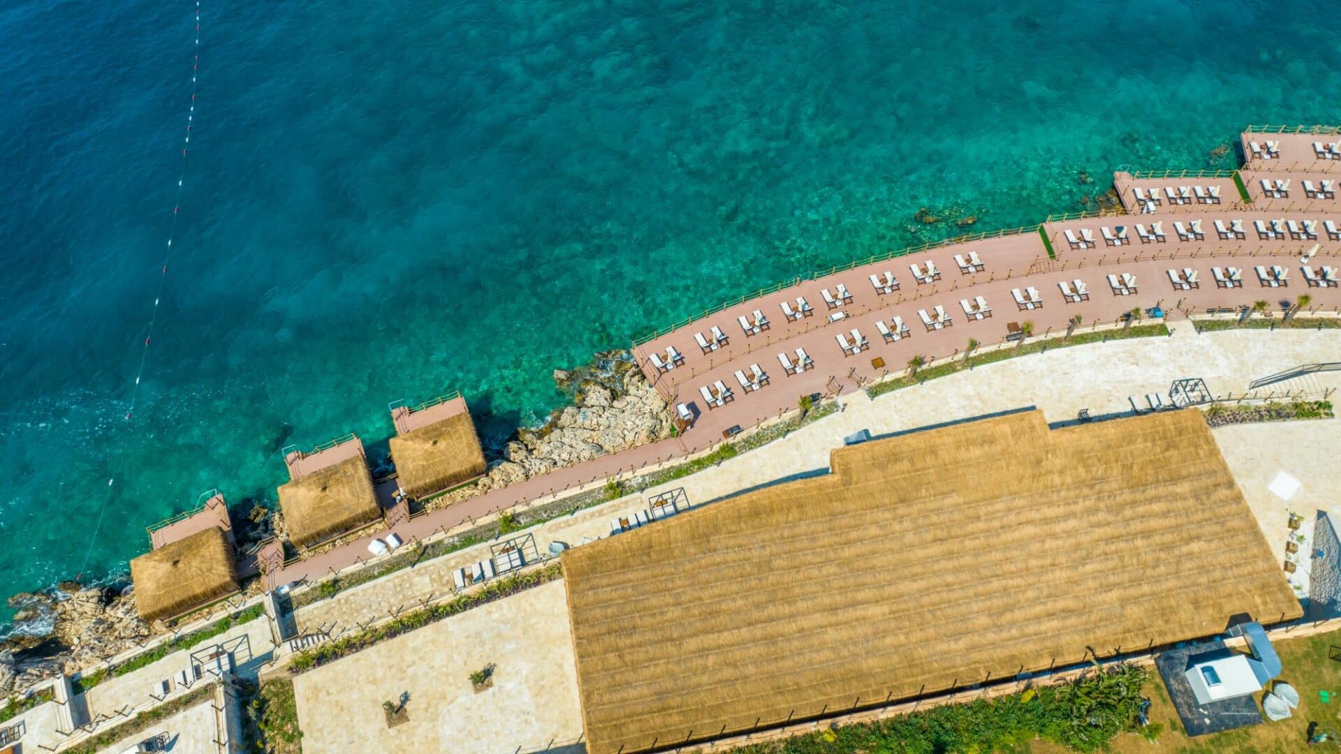 Beach Club turquoise sea and extensive platforms