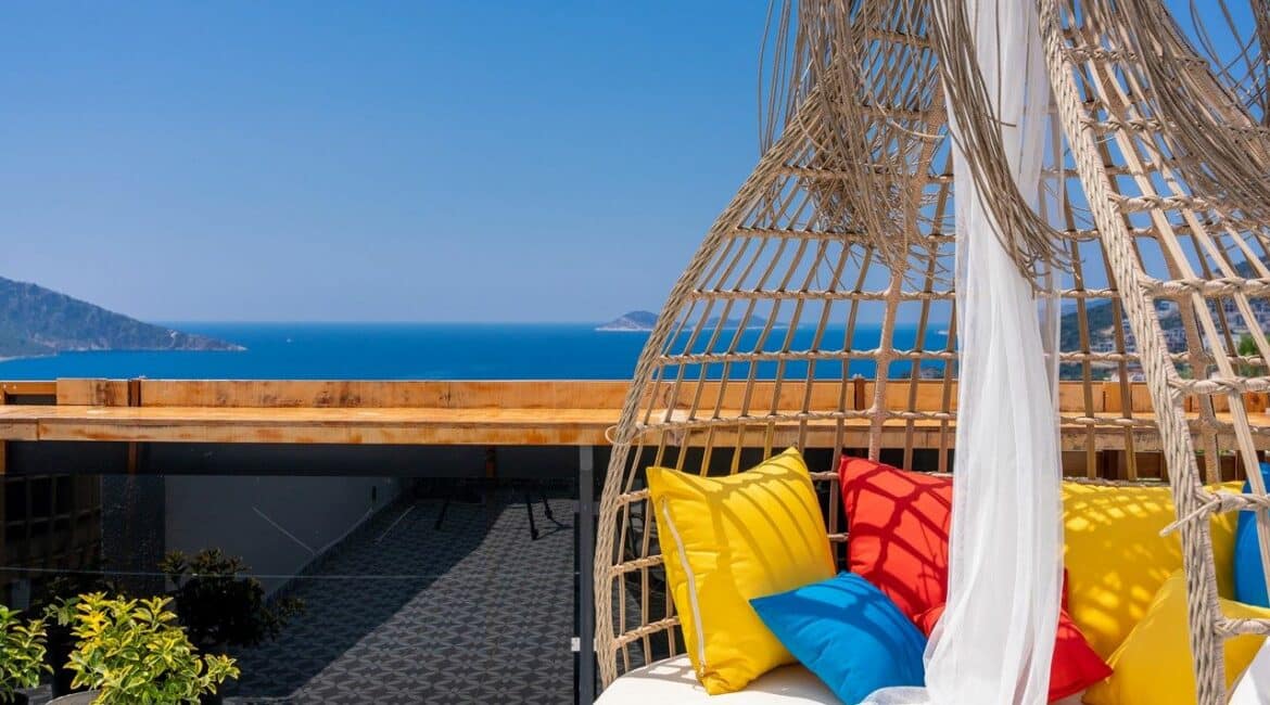 LUPIA SUITES Penthouse Suite with Jacuzzi glorious sea views