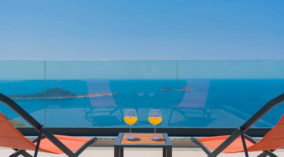 Villa Skyline master suite balcony uninterrupted sea views