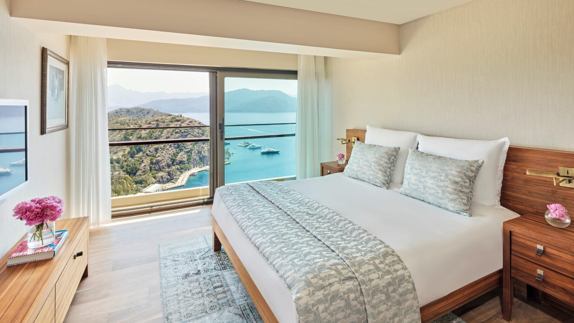 DMaris Bay Rooms