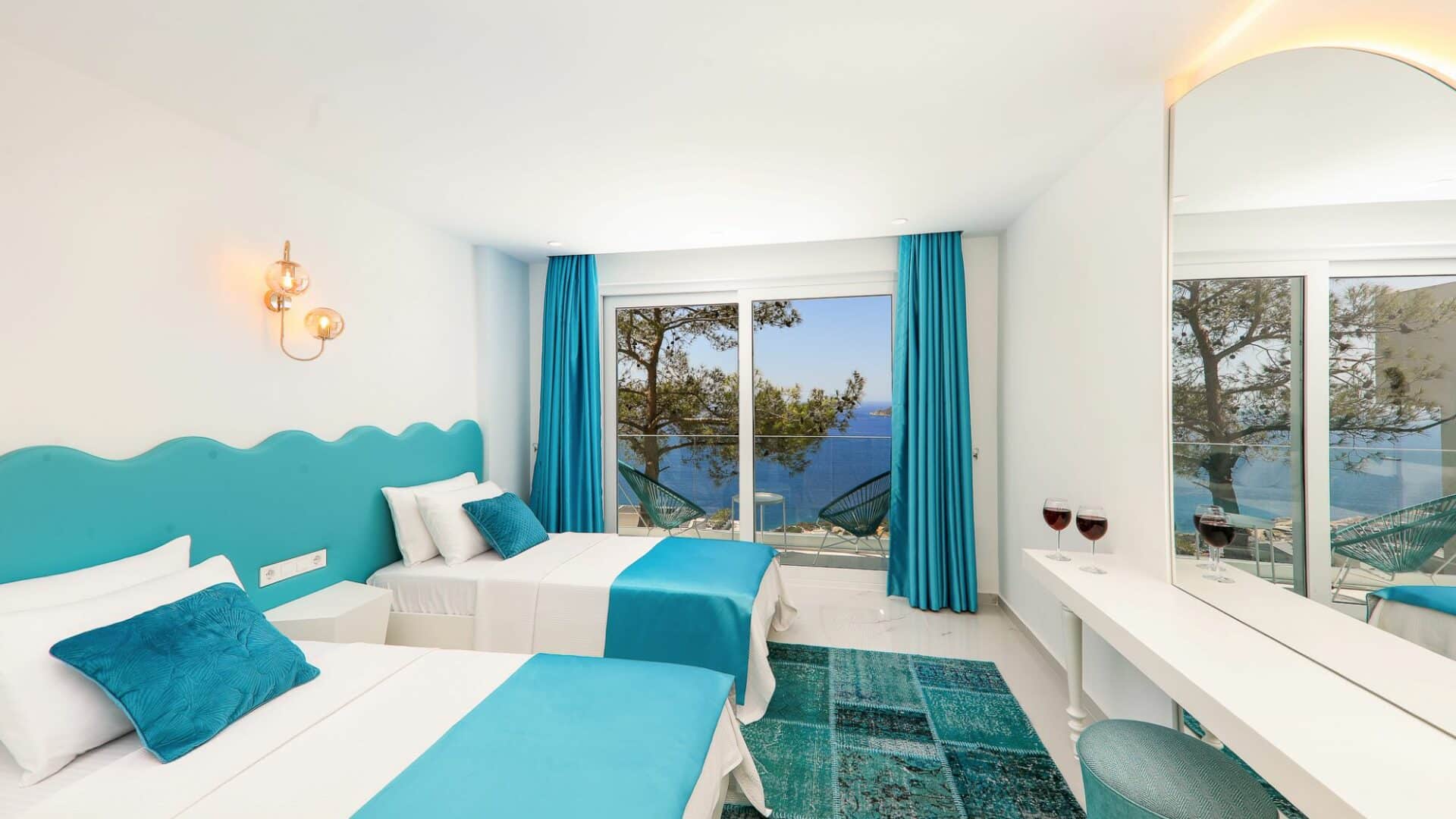 Villa Bella Mare bedroom 4 twin ideal for friends sharing