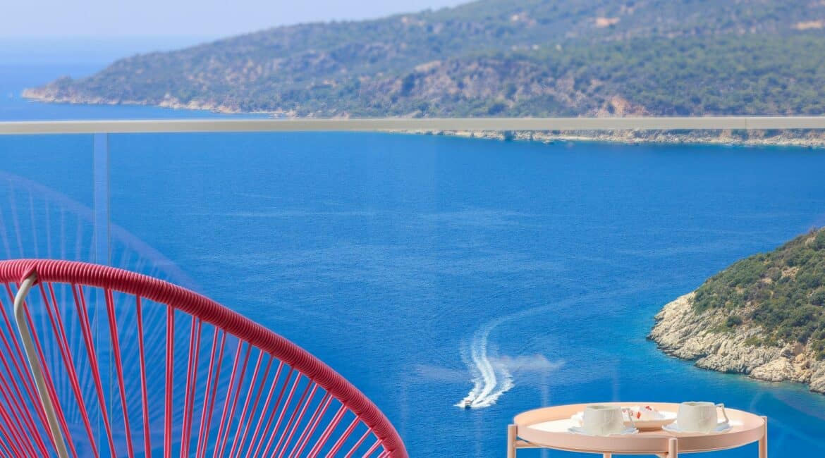 Villa Rosy Master Bedroom 1 balcony stunning sea views