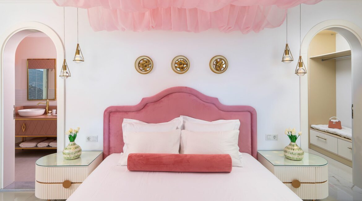Villa Rosy Master Bedroom 1 finer details