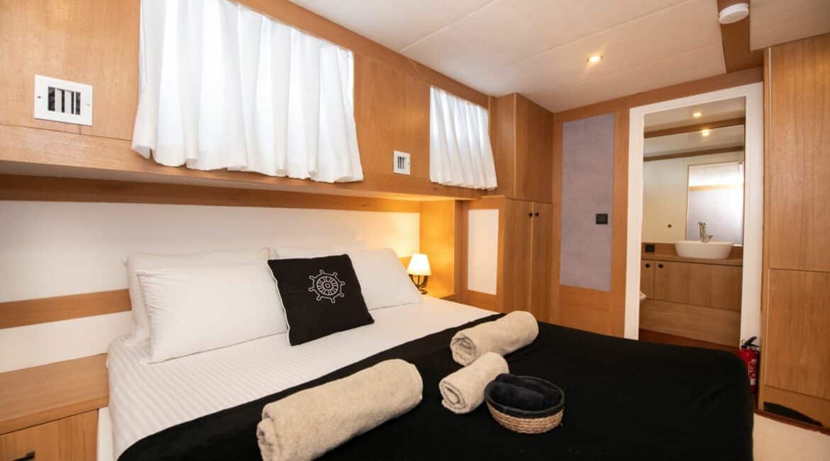 Nayk 2 six spacious double cabins cabin 1 and en suite