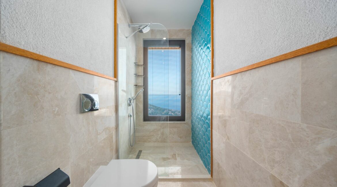 Villa Anatolia first floor twin bedroom shower and wc