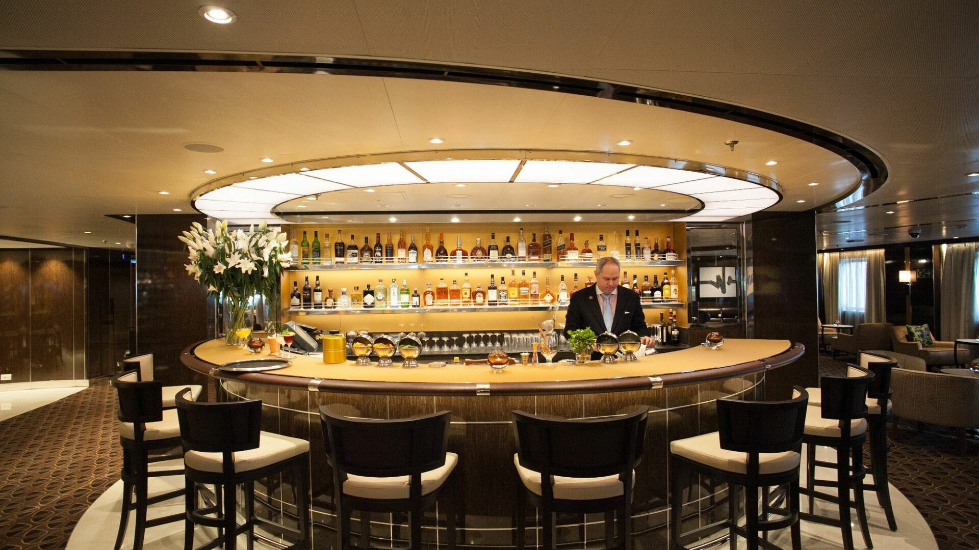 Seabourn Encore Bar