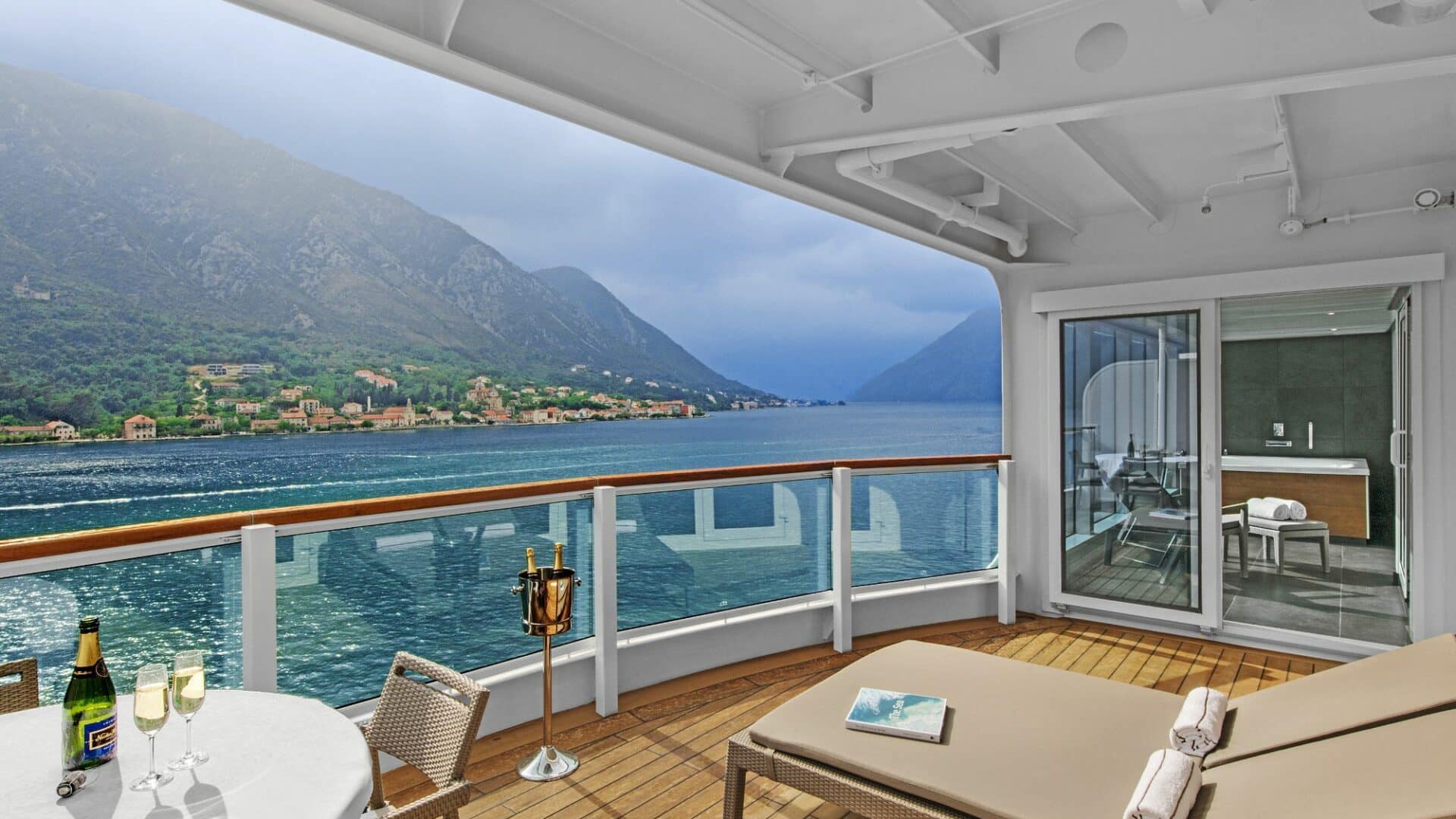 Seabourn Ovation beautiful suites