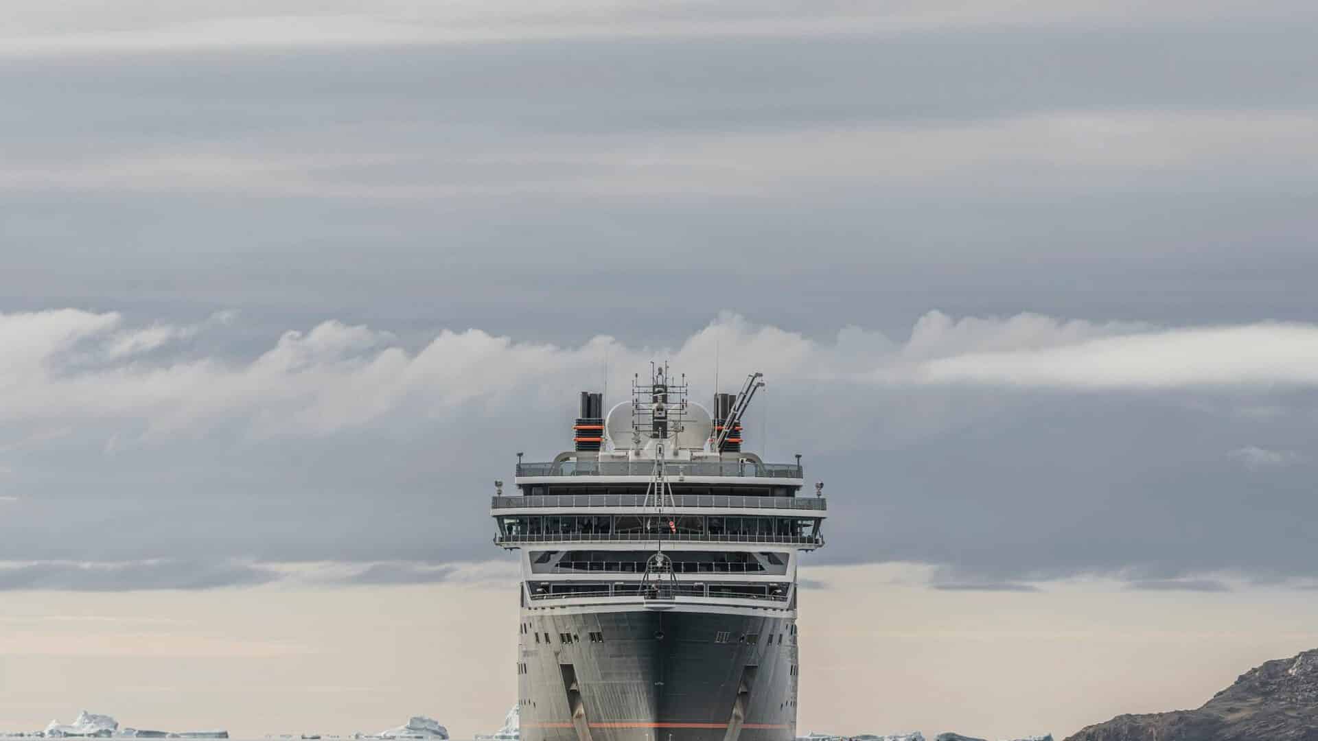 Seabourn Pursuit Greenland