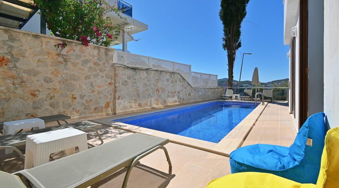 Iskele 2 furnished pool terrace