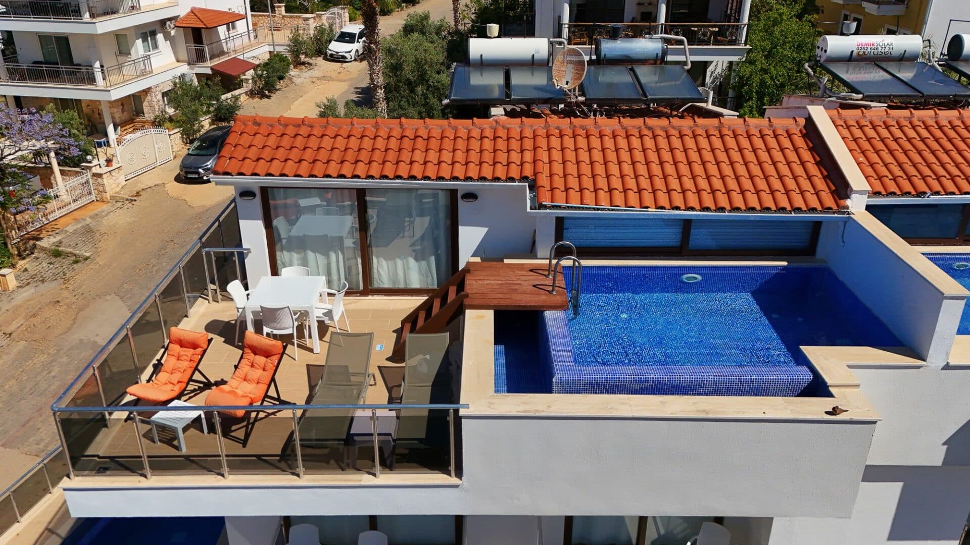 Iskele 3 rooftop pool