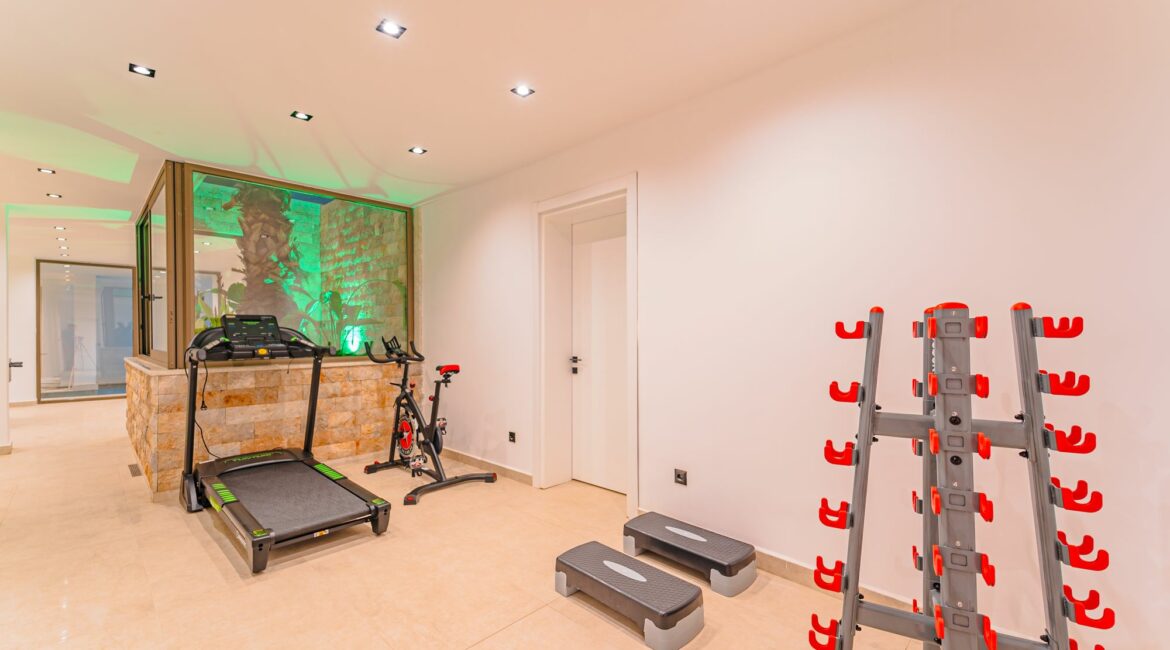 Villa Nobles Rox games room and gym equipment 3