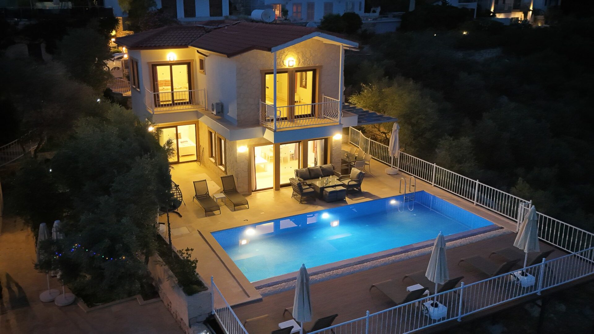 Villa Selene at nightfall