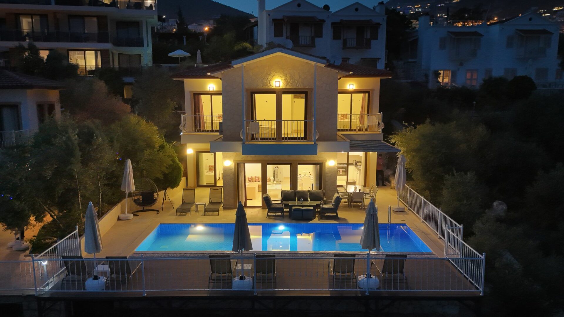 Villa Selene by night