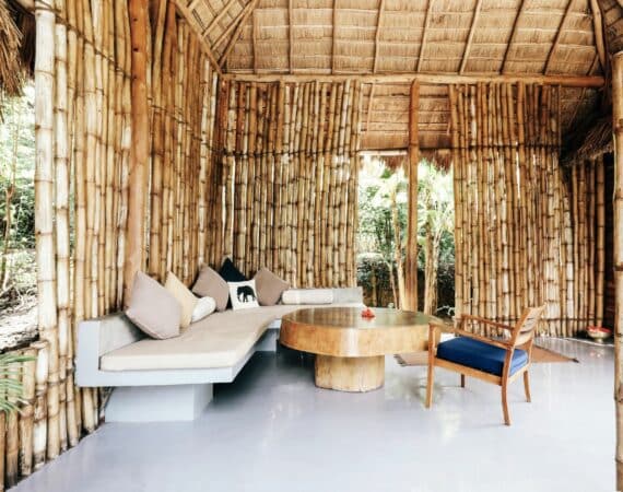 Gal Oya Lodge Family Suite open-plan alfresco living room – Elegant, eco-conscious design with natural materials in Gal Oya National Park, Sri Lanka.