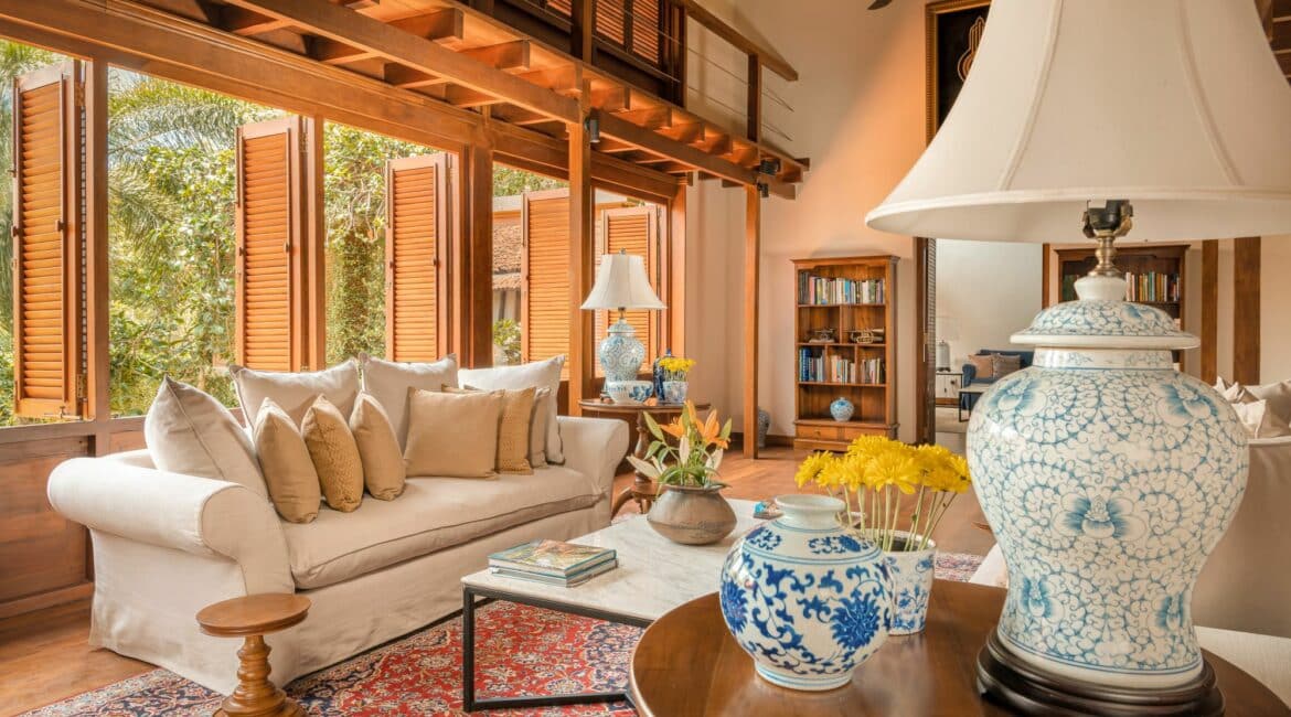 ISH Beautiful Sitting Area