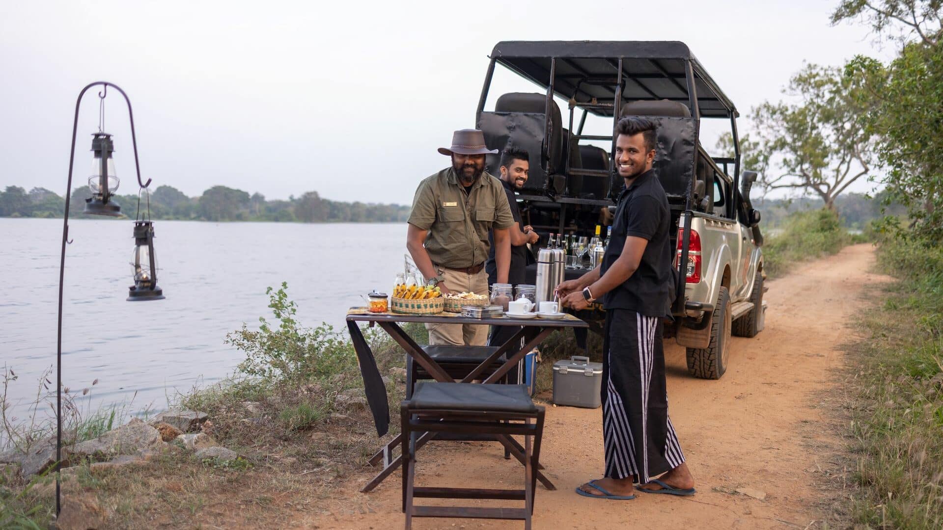 Leopard Trails Wilpattu National Park – Breakfast served during a game drive, combining wilderness adventure with thoughtful hospitality