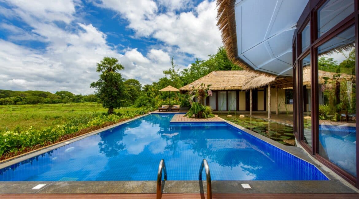 Uga Ulagalla Nikawewa villa plunge pool