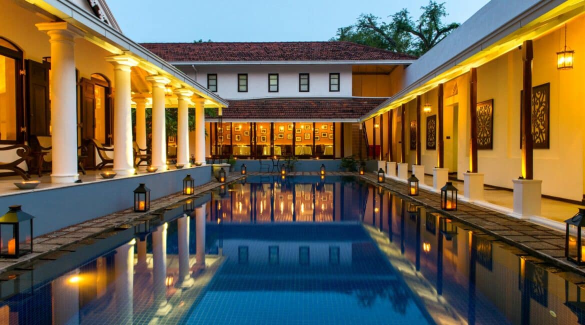 Residence courtyard swimming pool and surrounds