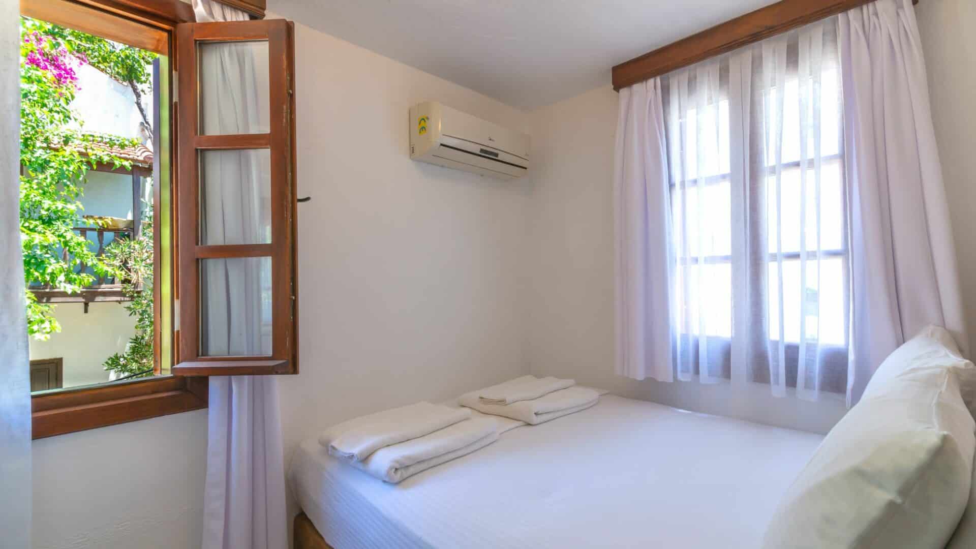 Korsan Minik Double Bedroom