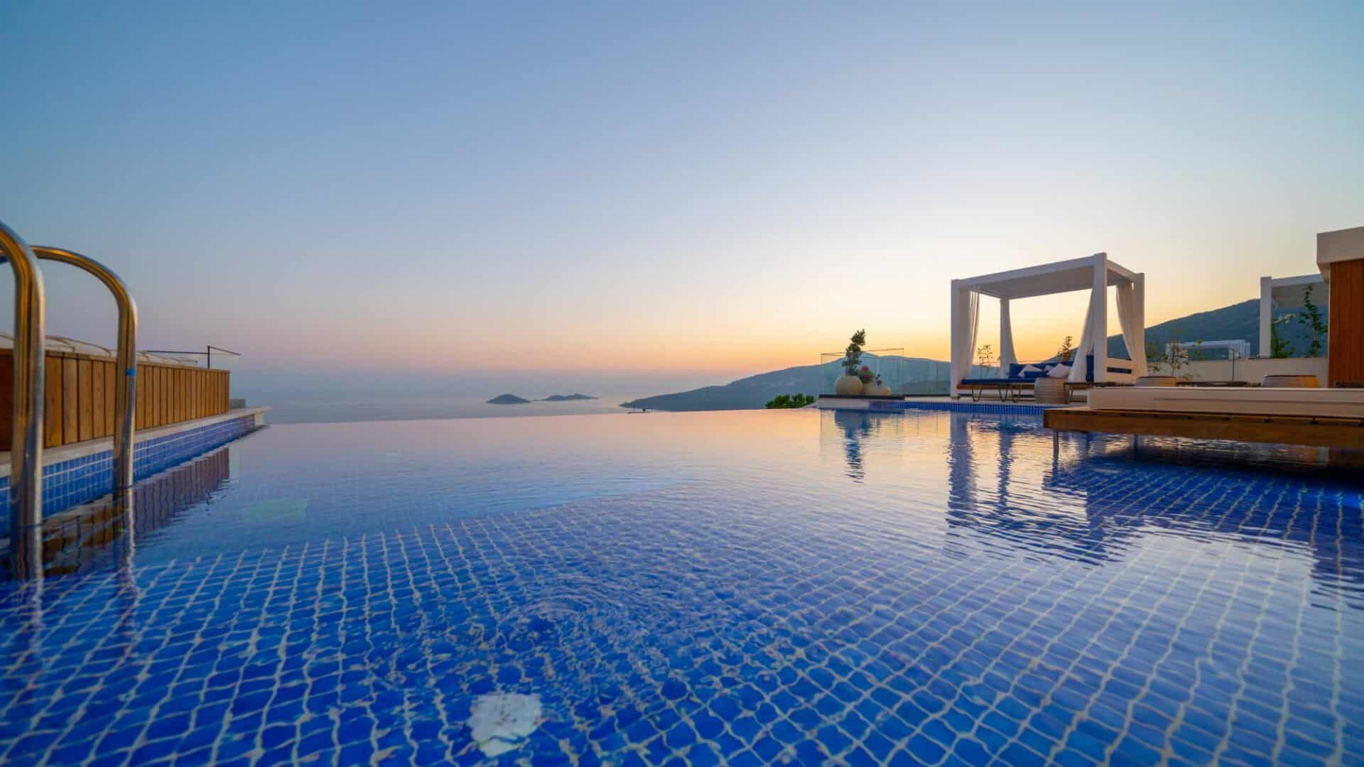 Villa Anatolia 2 Kalkan swimming pool and sunset