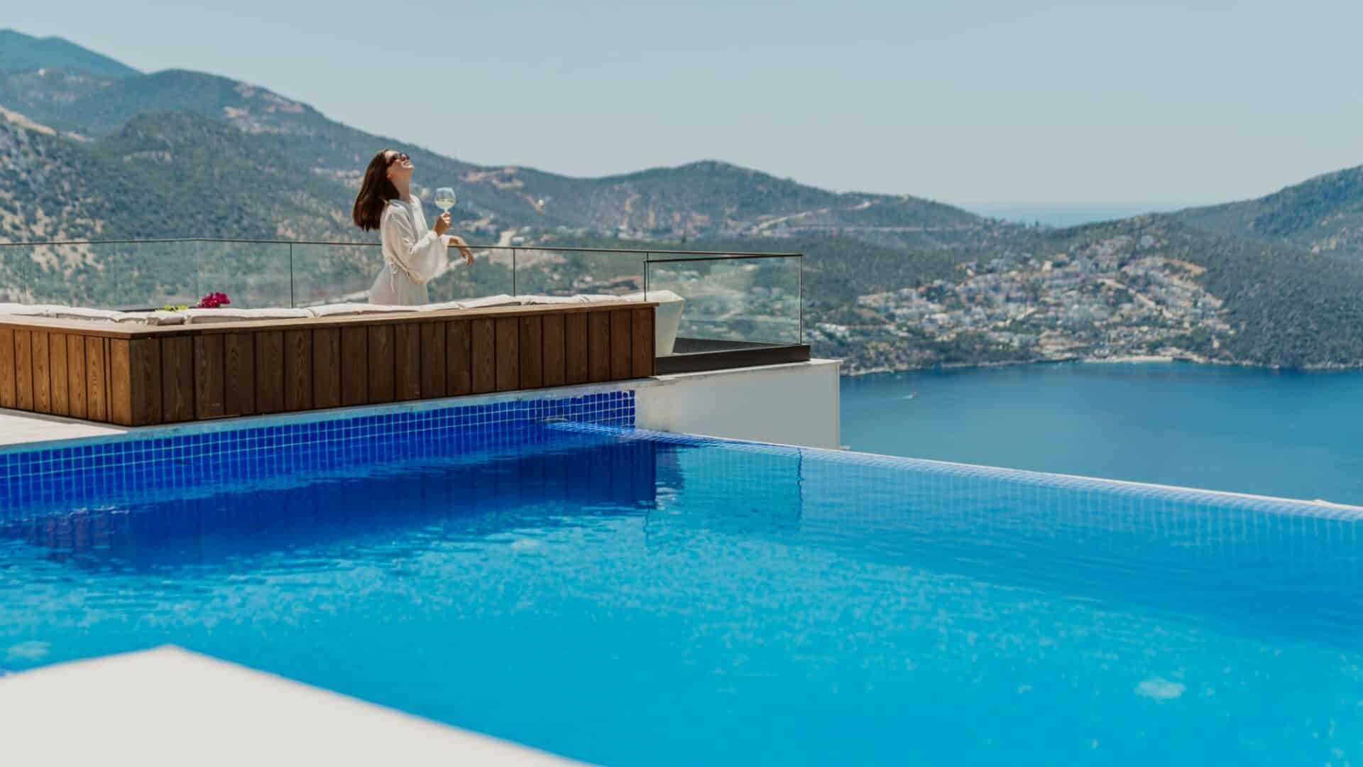 Villa Anatolia 4 Kalkan infinity pool and Kalkan bay views