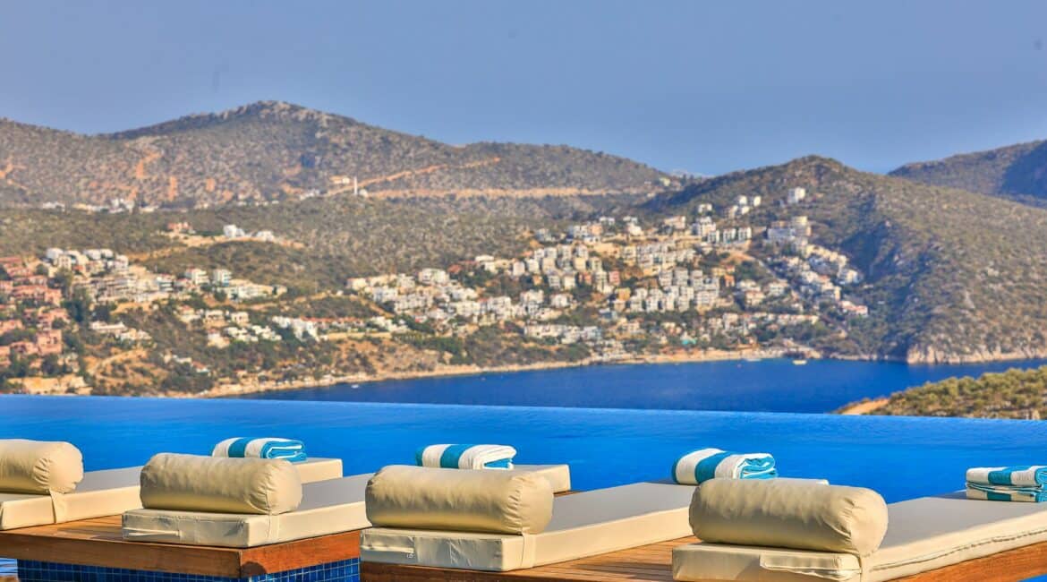 Villa Beverley Hills Kalkan dreamy infinity pool