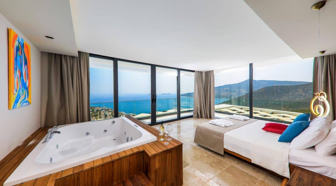 Villa Beverley Hills Kalkan large double bedroom with jacuzzi bath and sea views