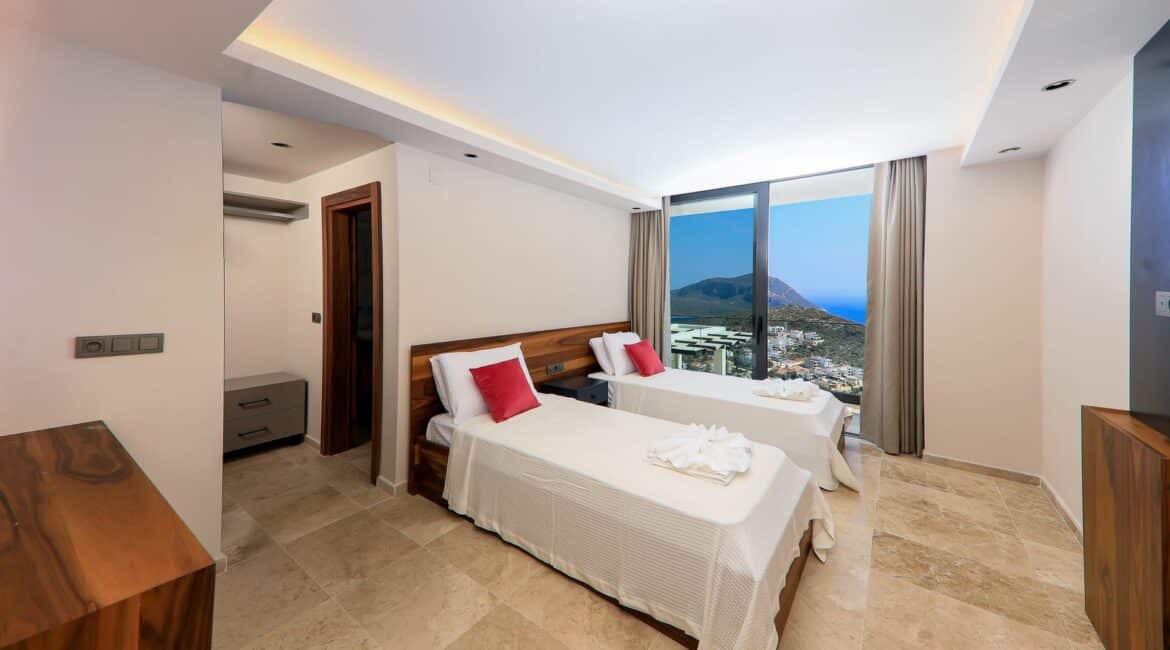 Villa Beverley Hills Kalkan twin bedroom